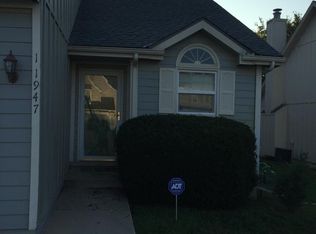 11947 Goodman St, Overland Park, KS 66213