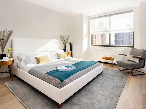 389 East 89th Street image 1 of 12