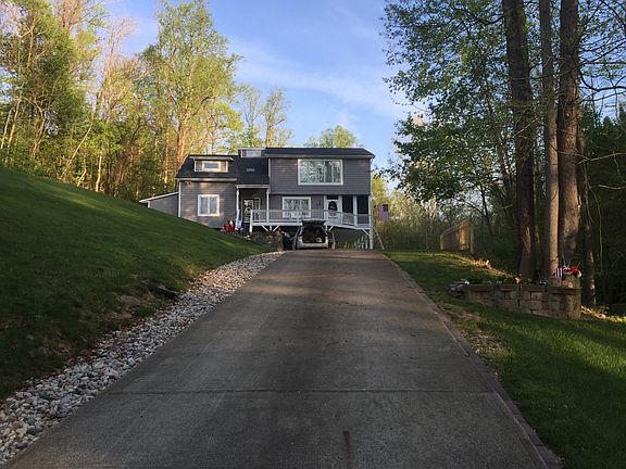 4th image of 2319 Larwood Dr