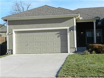 3rd image of 1307 N 132nd St