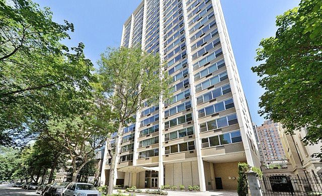 1st image of 336 W Wellington Ave APT 1405