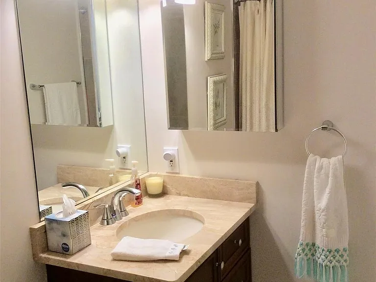 2220 N Cypress Bend Dr #104 — Photo 13