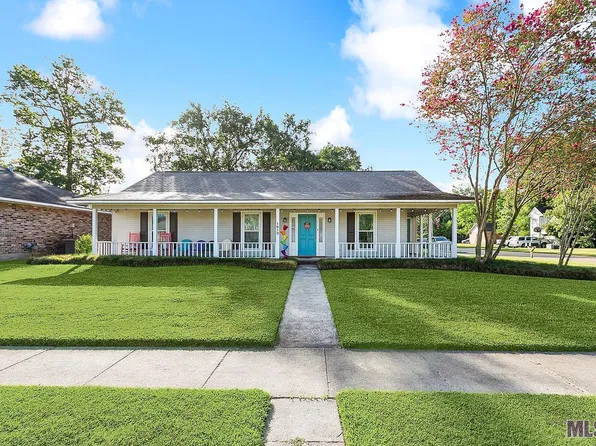 1612 Michel Delving Rd, Baton Rouge, LA 70810