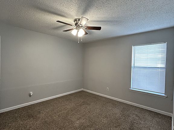 5th image of 203 S Baggett St #3