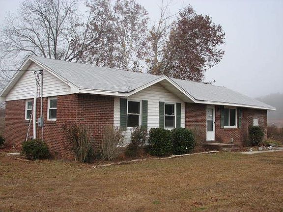 3rd image of 3122 Savannah Hwy