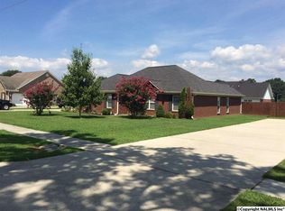 547 Wilson Mann Rd, Owens Cross Roads, AL 35763