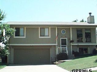 403 W Fort St, Papillion, NE 68046