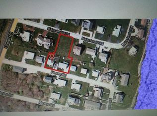 12 And 16 Pocono Rd, Narragansett, RI 02882