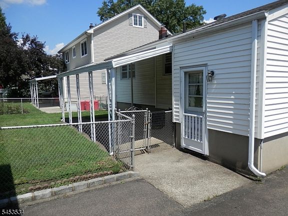 3rd image of 88 Princeton Ave