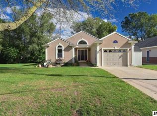 167 Golfview Dr, Brooklyn, MI 49230