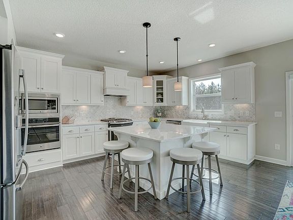 2nd image of 2625 White Pine Way