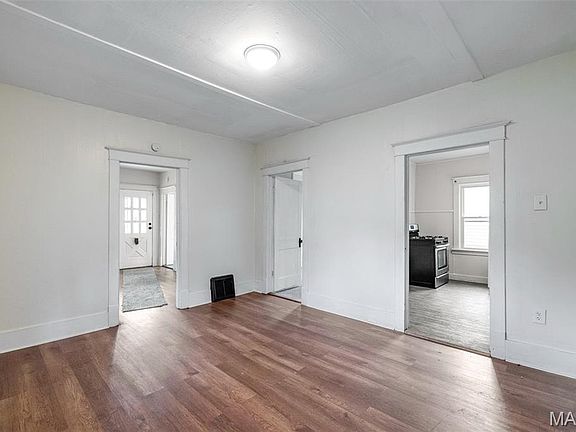 5th image of 6546 Joseph Ave