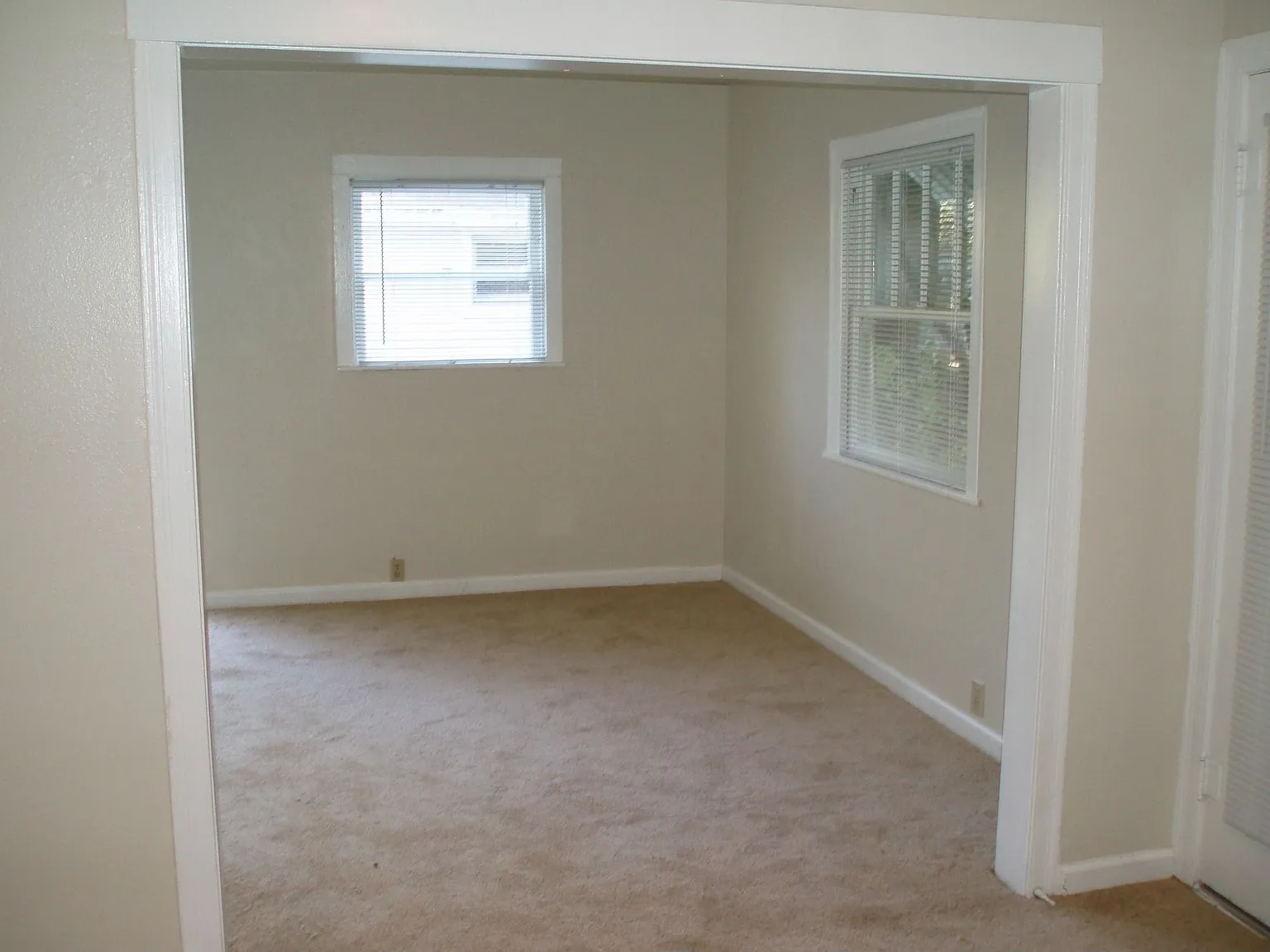 214 James St photo 1