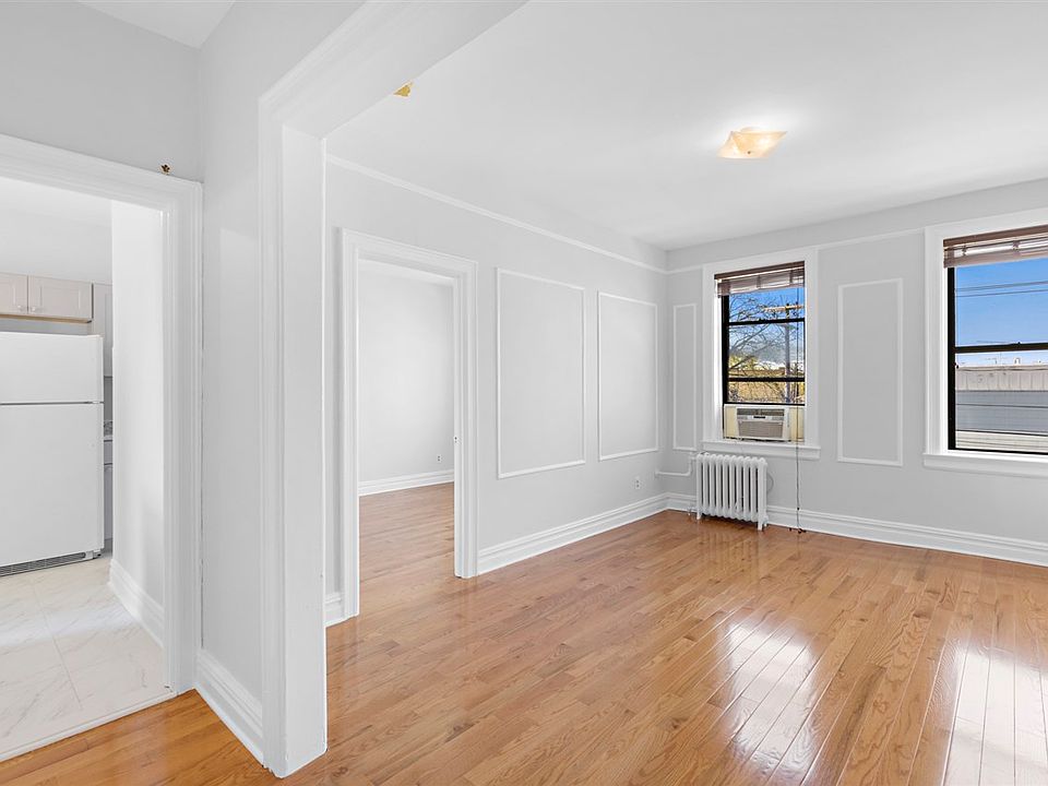 1st image of 100 Prospect St APT 201