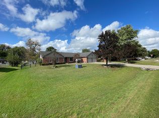 226 Poplar Grove Dr, Avon, IN