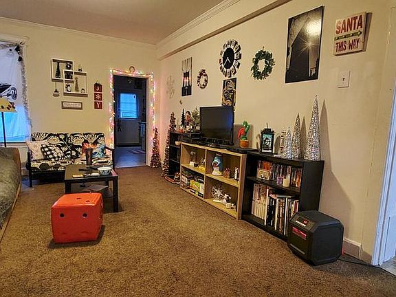 Left Unit (111 West Side Ave)