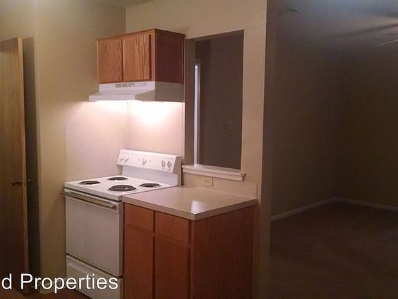 3rd image of 1803 N Main St APT N