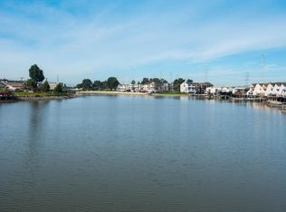 504 Fathom Dr, San Mateo, CA 94404