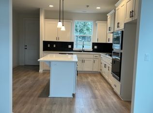 17064 SE Troge Rd, Happy Valley, OR 97086