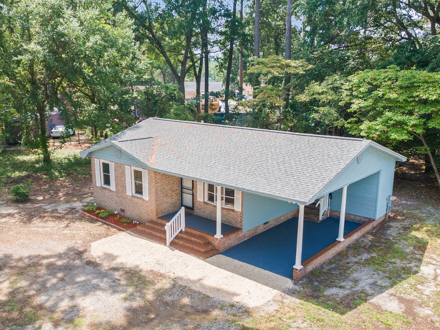 2 bed, 1.0 bath, 1200 sqft, $2,450 — Photo 2