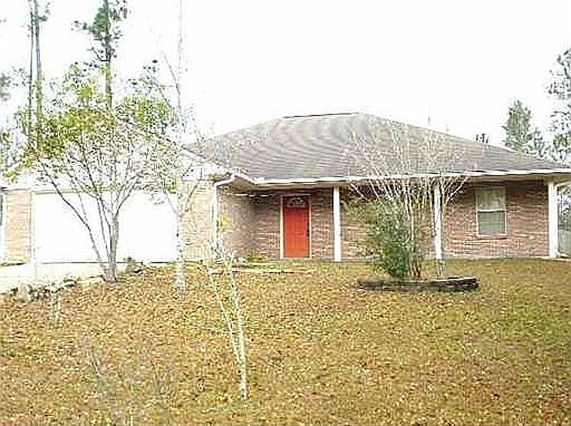 1st image of 2204 Broadmoor Dr