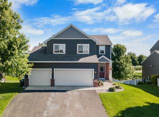 715 Golden Oak St NE, Lonsdale, MN 55046