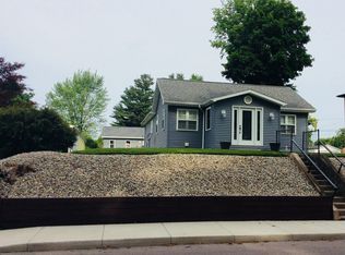 543 Commercial St, Roanoke, IN 46783