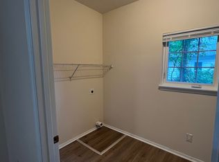 1421 N Frisco Ave, Springfield, MO 65802