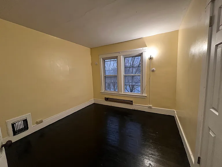 155 Willow St #2 — Photo 4