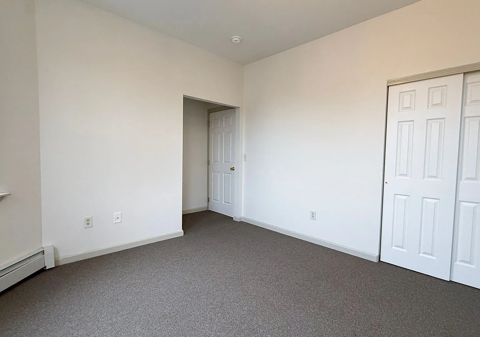 686-688 Broad St / Jess Properties LLC — Photo 3