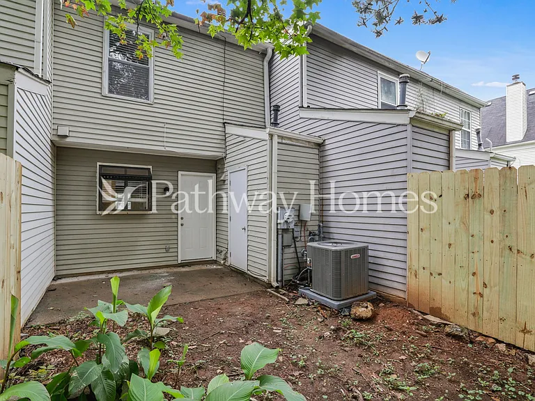 478 Prince Of Wales — Photo 17