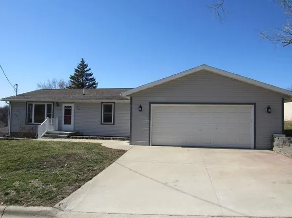 200 N Dubuque St, Anamosa, IA 52205