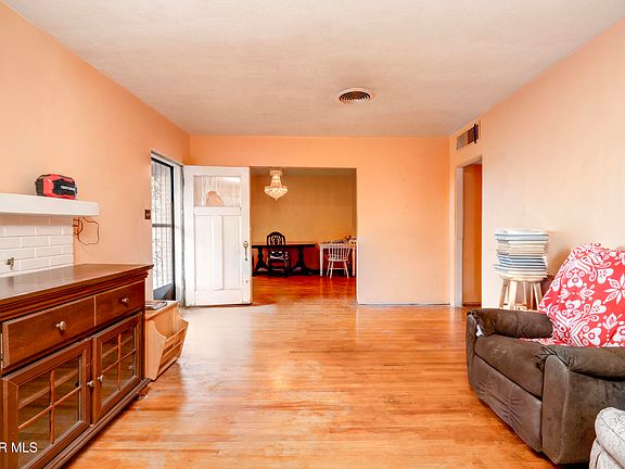 3rd image of 2531 Copper Ave