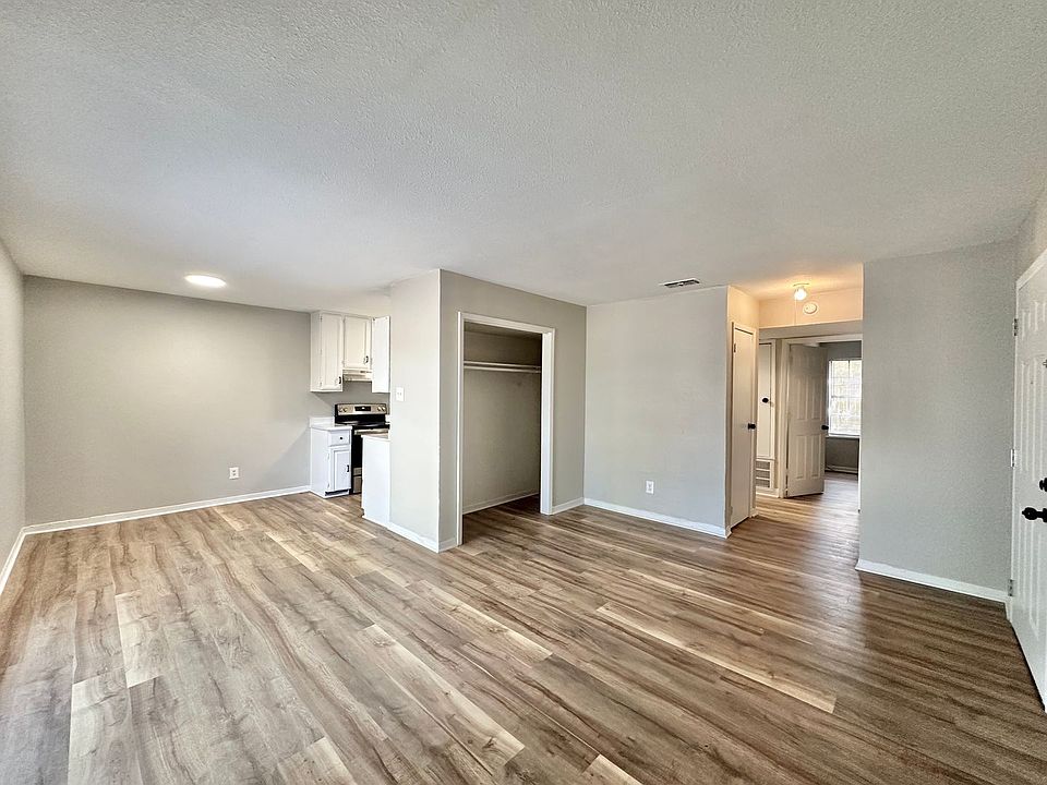 1st image of 515 S Bois D Arc Ave #3