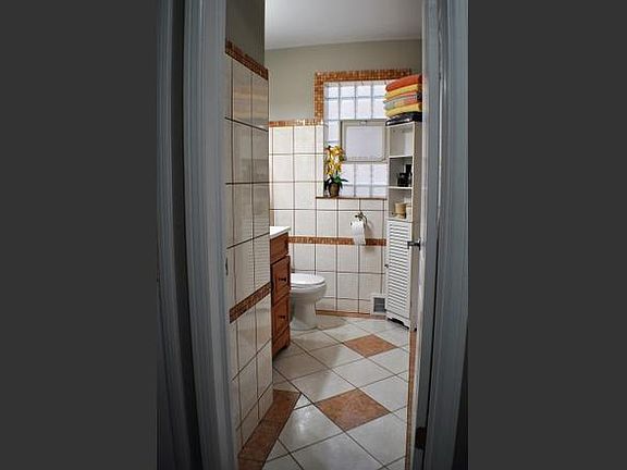 Full bath