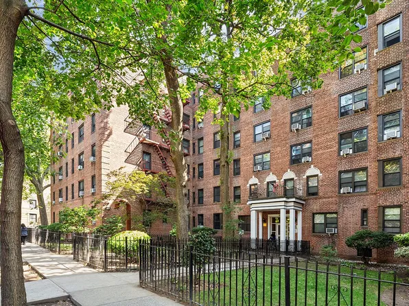 88-10 34th Ave APT 1H, Jackson Heights, NY 11372