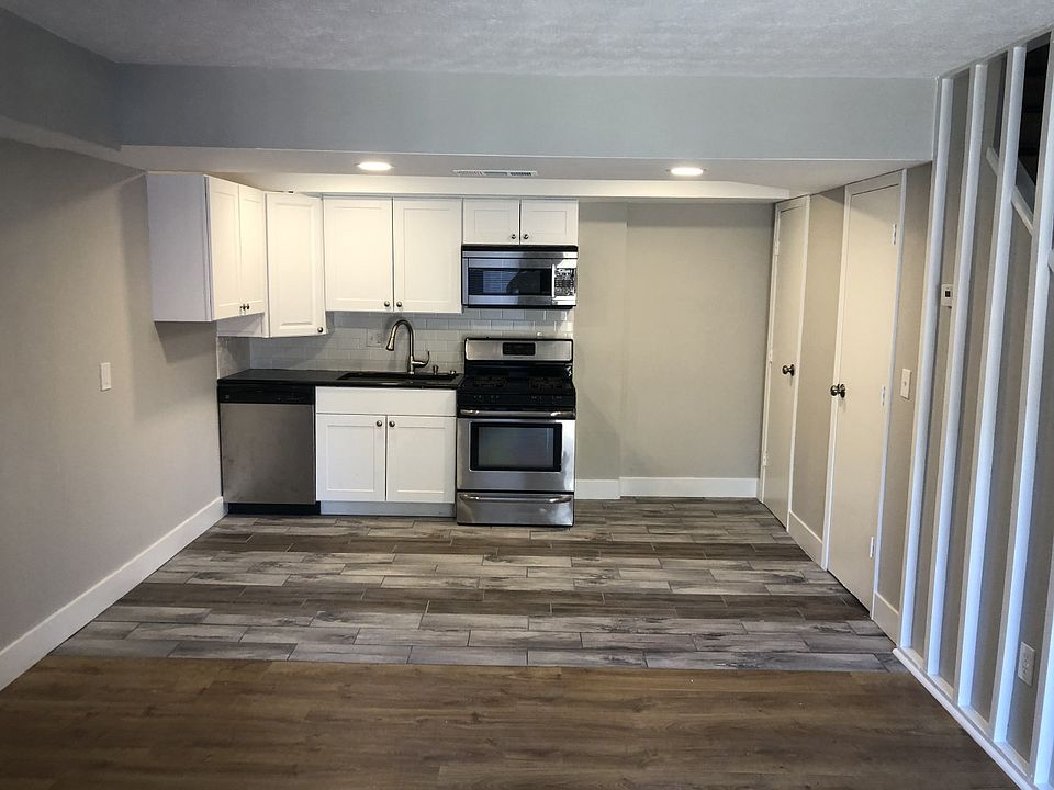1st image of 46 King Arthur Blvd