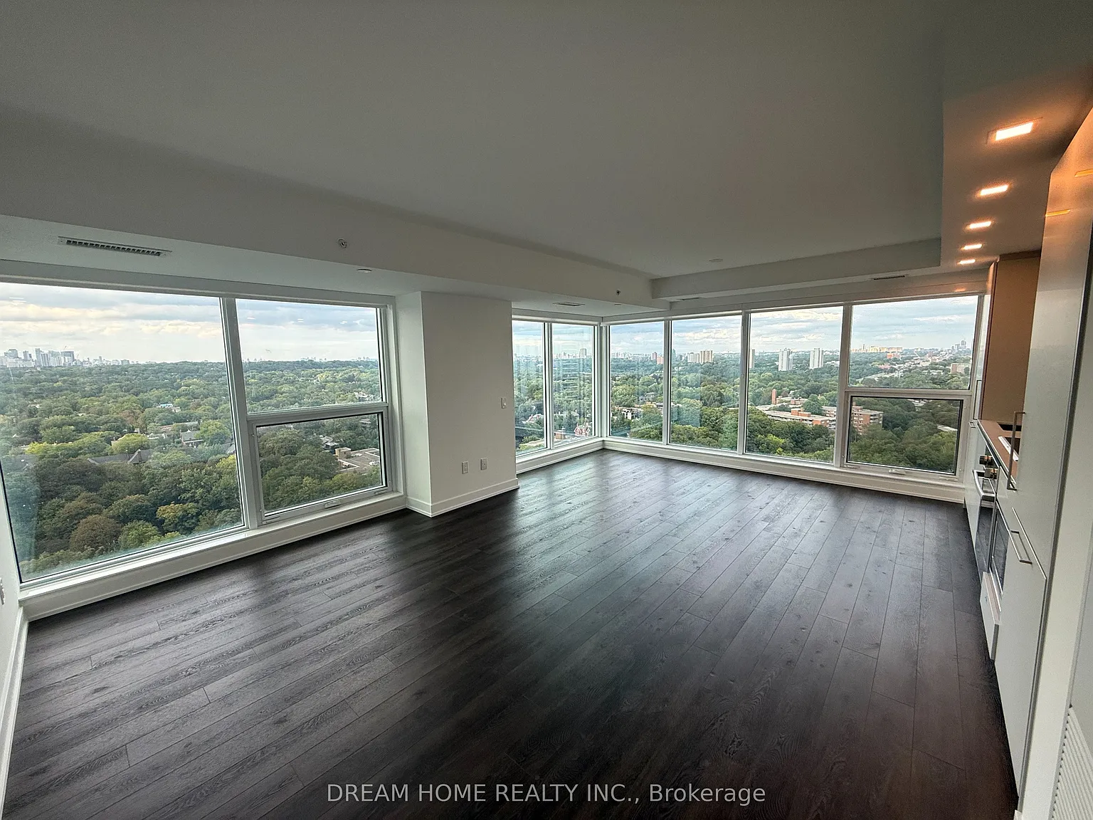 2 bed, $3,500 — Photo 1