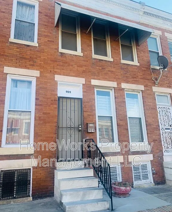 909 N Payson St