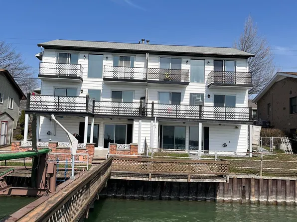 3220 Military St, Port Huron, MI 48060