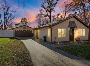 405 Northlake Rd, Lakemoor, IL 60051