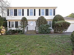9 Lomas Cir, Framingham, MA 01701