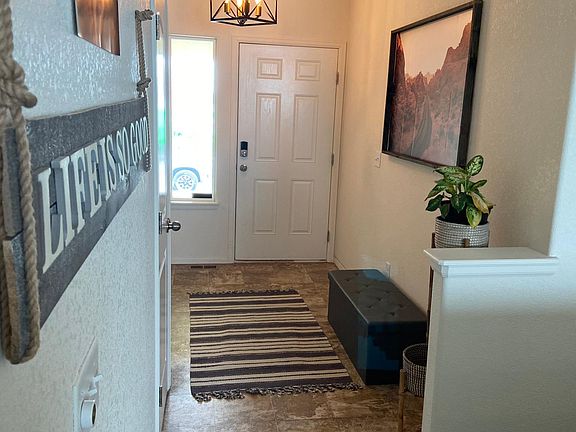 5th image of 486 Mount Belford Dr