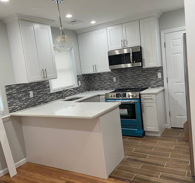 1st image of 37 Ashley Dr #14