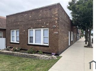 10600 S Ave E #A, Chicago, IL 60617
