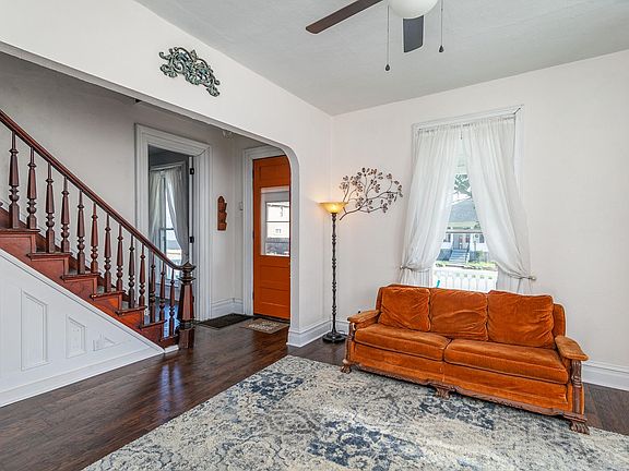 5th image of 509 Drury Ln