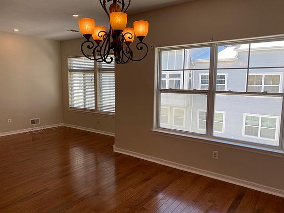 4th image of 207 Beach Breeze Ln Unit B