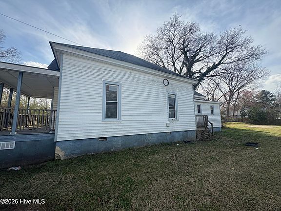 3rd image of 603 Kenmore Avenue