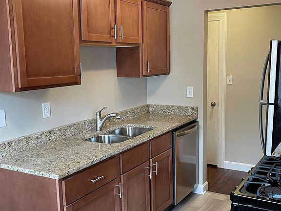 2nd image of 1511 7th St W #2