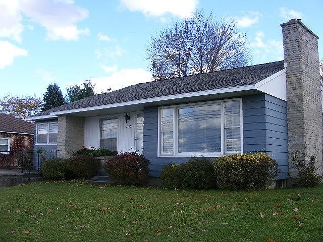 1st image of 2115 Sunnyside Dr